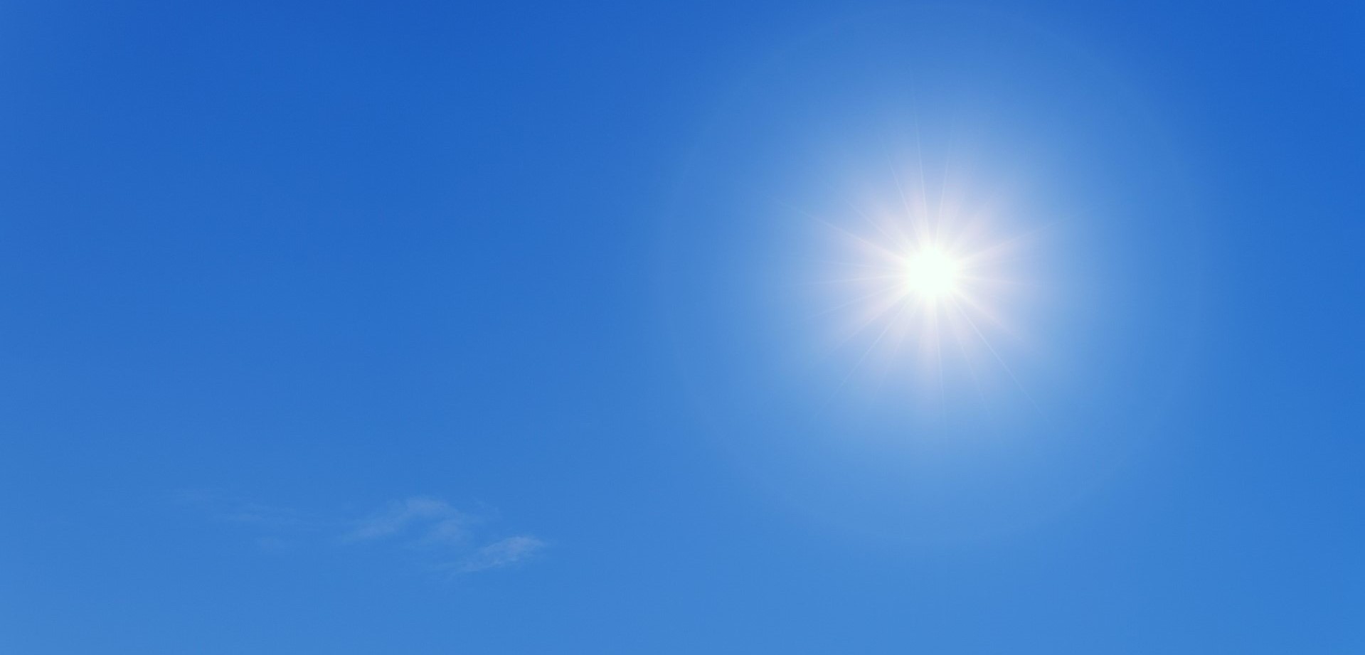 bright sun in the blue sky